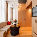 Le Cinq Codet 5* Paris