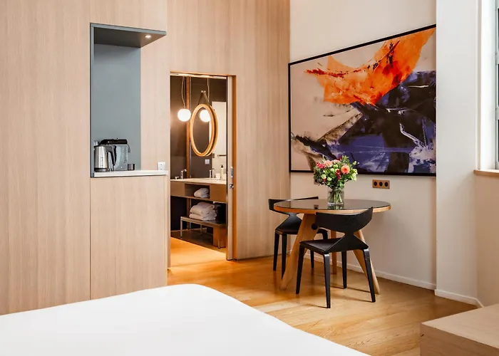 Le Cinq Codet 5*