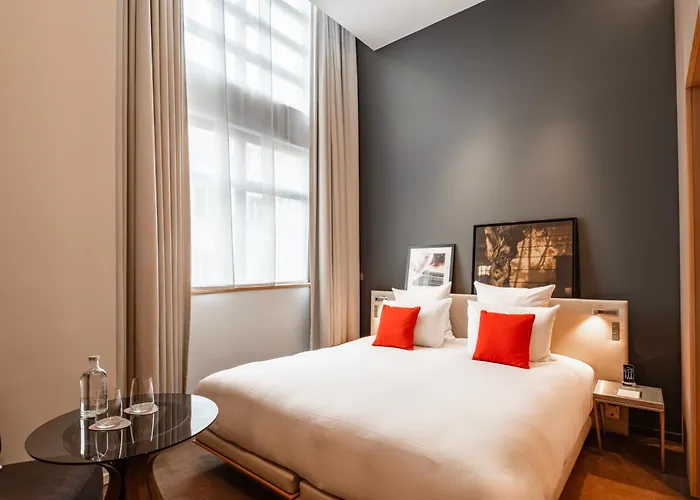 Le Cinq Codet Paris
