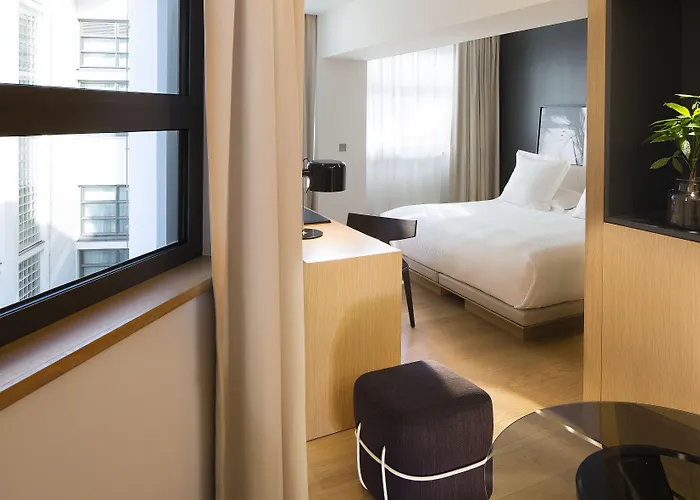 Le Cinq Codet Отель 5*