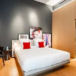 Le Cinq Codet Hotel 5*