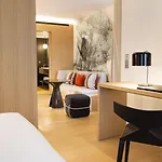 Le Cinq Codet Hotel