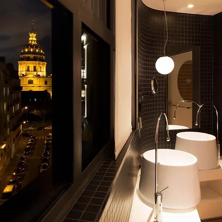 Le Cinq Codet Hotel 5*