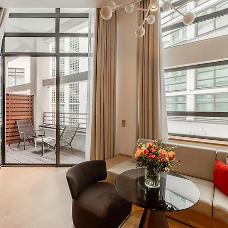 Le Cinq Codet Hotell 5*