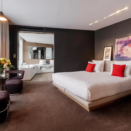 Le Cinq Codet 5* פריז