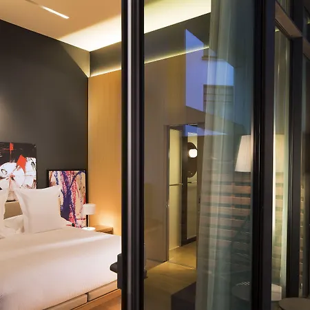 Le Cinq Codet Hotel 5*