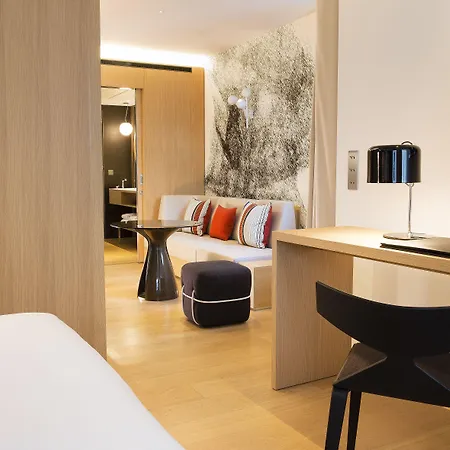 Le Cinq Codet Hotell