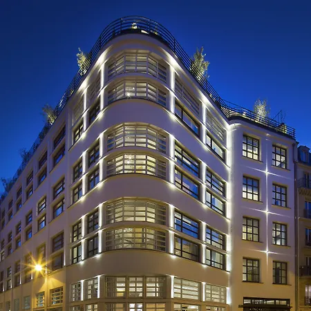 Hotell Le Cinq Codet