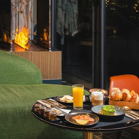 Le Cinq Codet Отель 5*