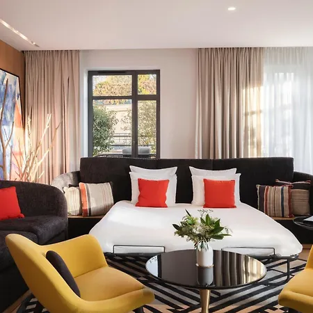 Hotell Le Cinq Codet 5*