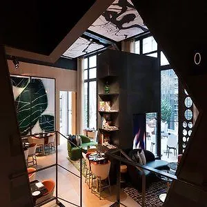 Le Cinq Codet Hotel