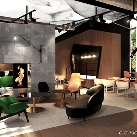 Le Cinq Codet Hotel
