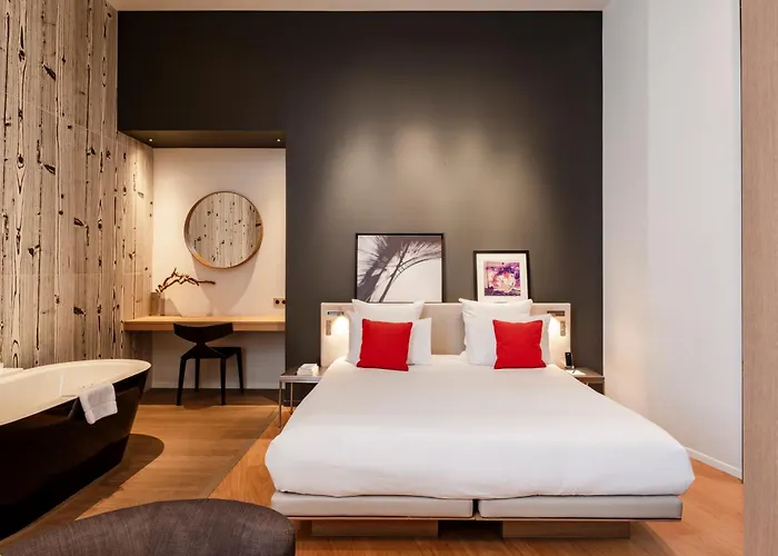 Hotel Le Cinq Codet 5*