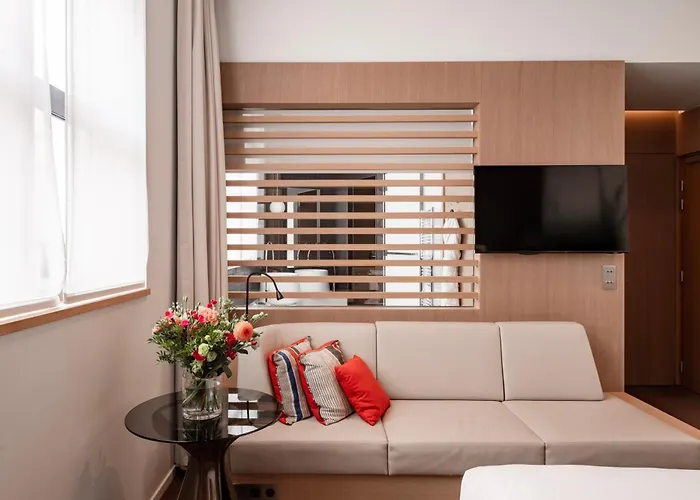 Hotel Le Cinq Codet Paris