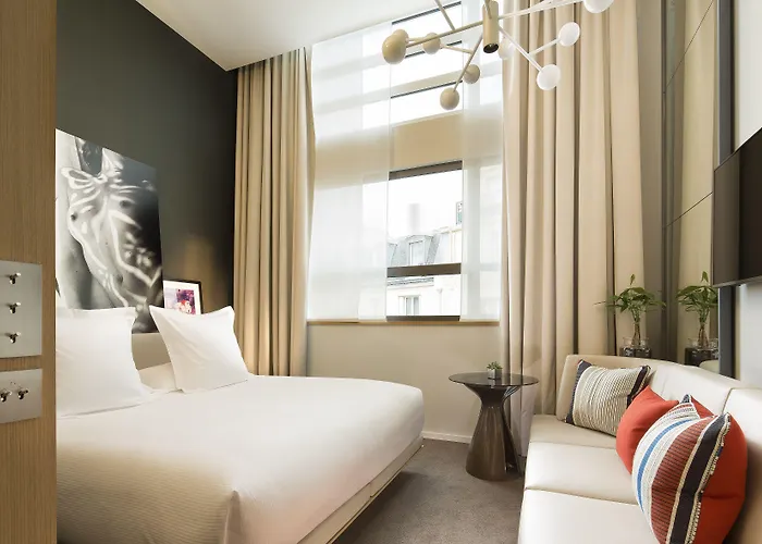 Hotel Le Cinq Codet 5*