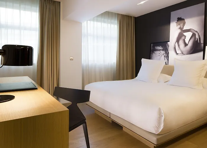 Le Cinq Codet Hotel Paris