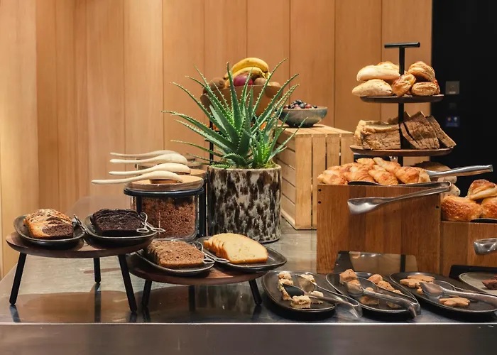 Le Cinq Codet 5* Paris