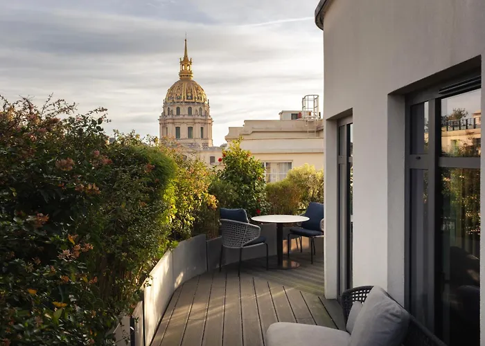 Le Cinq Codet Hotel Paris
