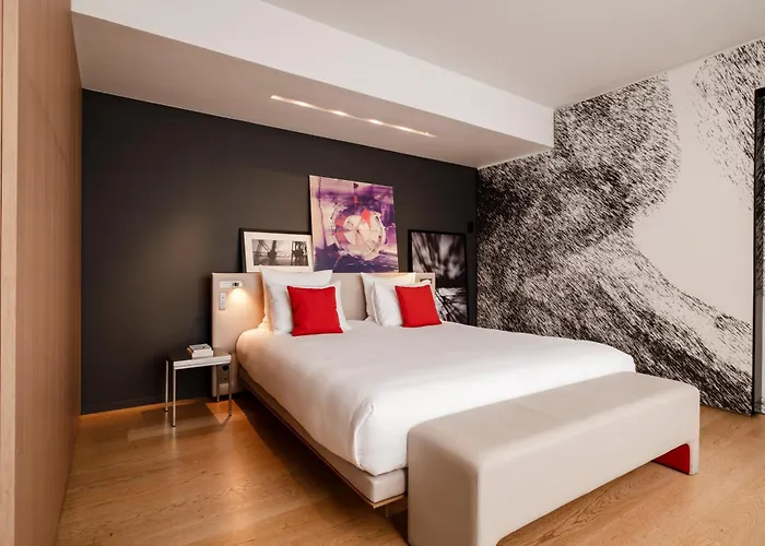 Le Cinq Codet 5* פריז