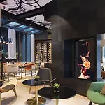 Le Cinq Codet Hotel 5*