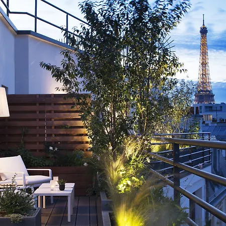 Le Cinq Codet Hotel